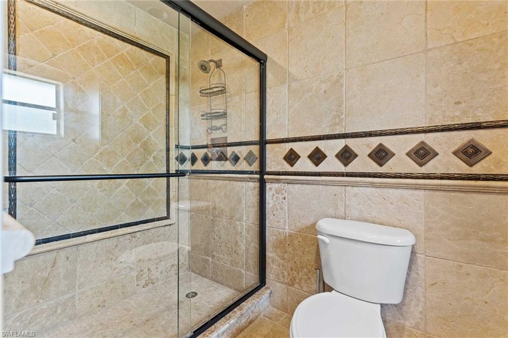 252 Bayshore Dr Property Photo 12