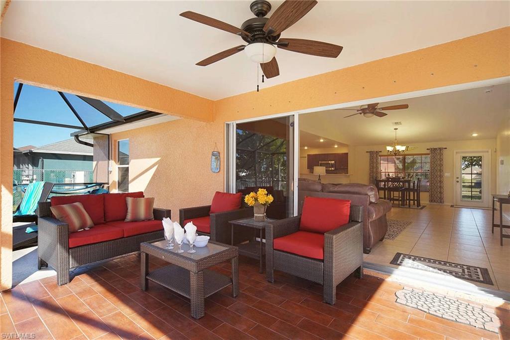 1916 Nw 13th Pl Property Photo 3
