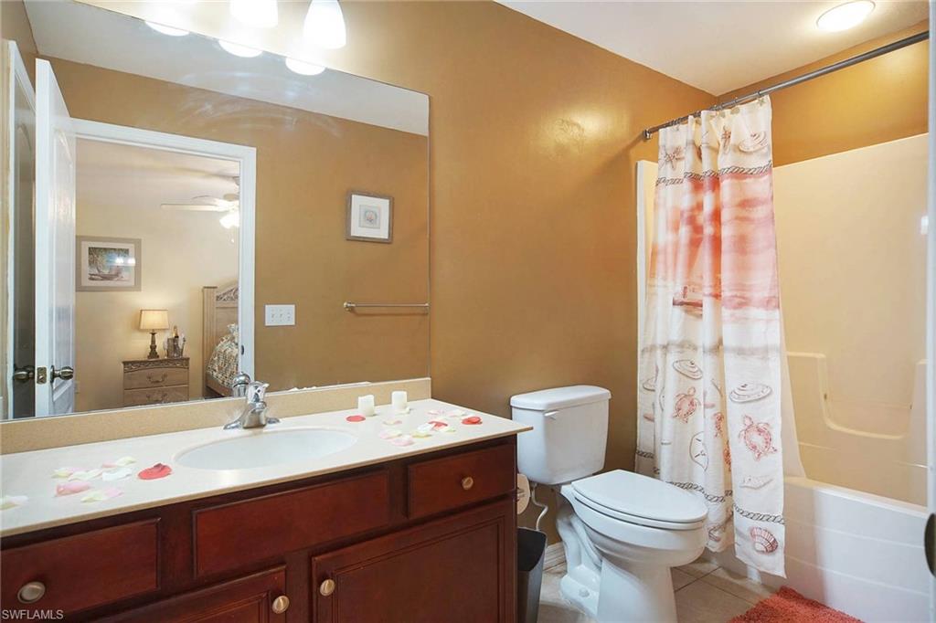 1916 Nw 13th Pl Property Photo 9