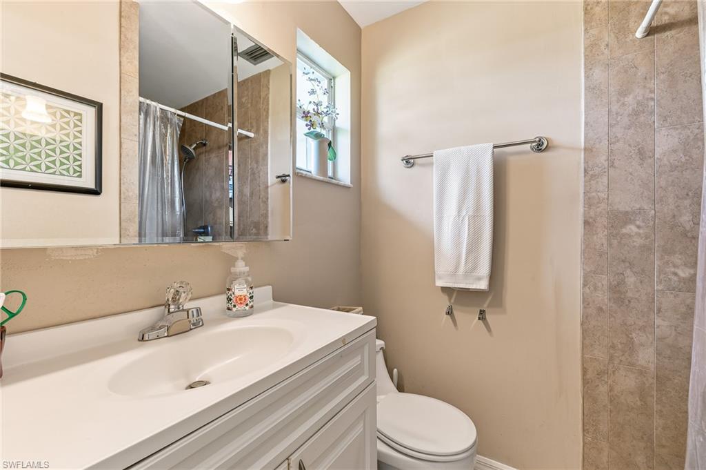 1669 Grove Ave Property Photo 10