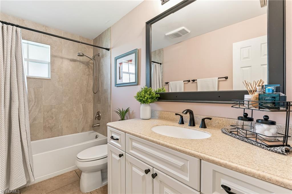 1669 Grove Ave Property Photo 12