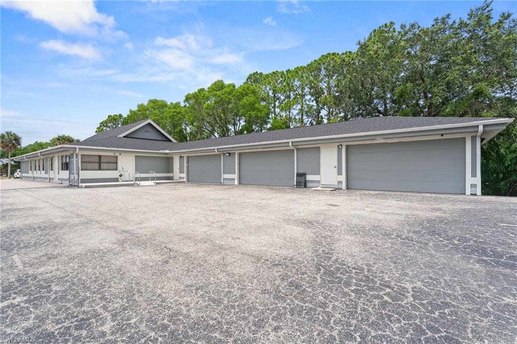 6241 Arc Way Property Photo 3
