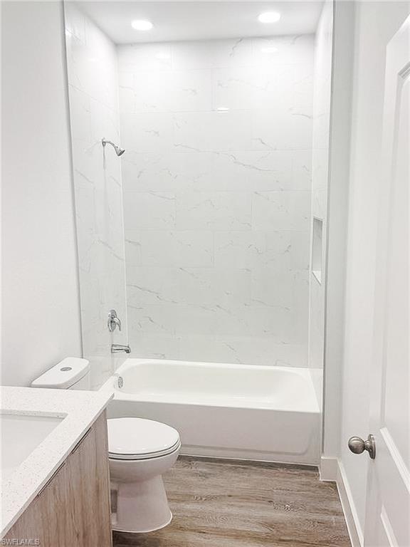 1266 Milwaukee Blvd Property Photo 8