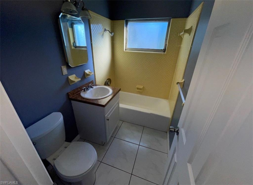 120 Andros St Property Photo 11