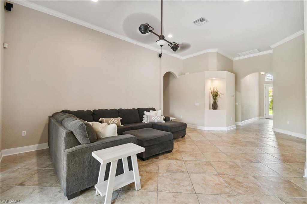 5742 Calmar Breeze Ln Property Photo 11