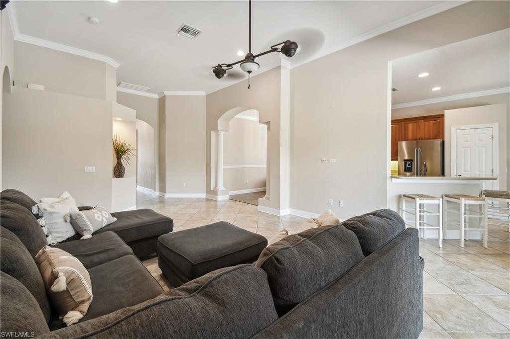 5742 Calmar Breeze Ln Property Photo 13