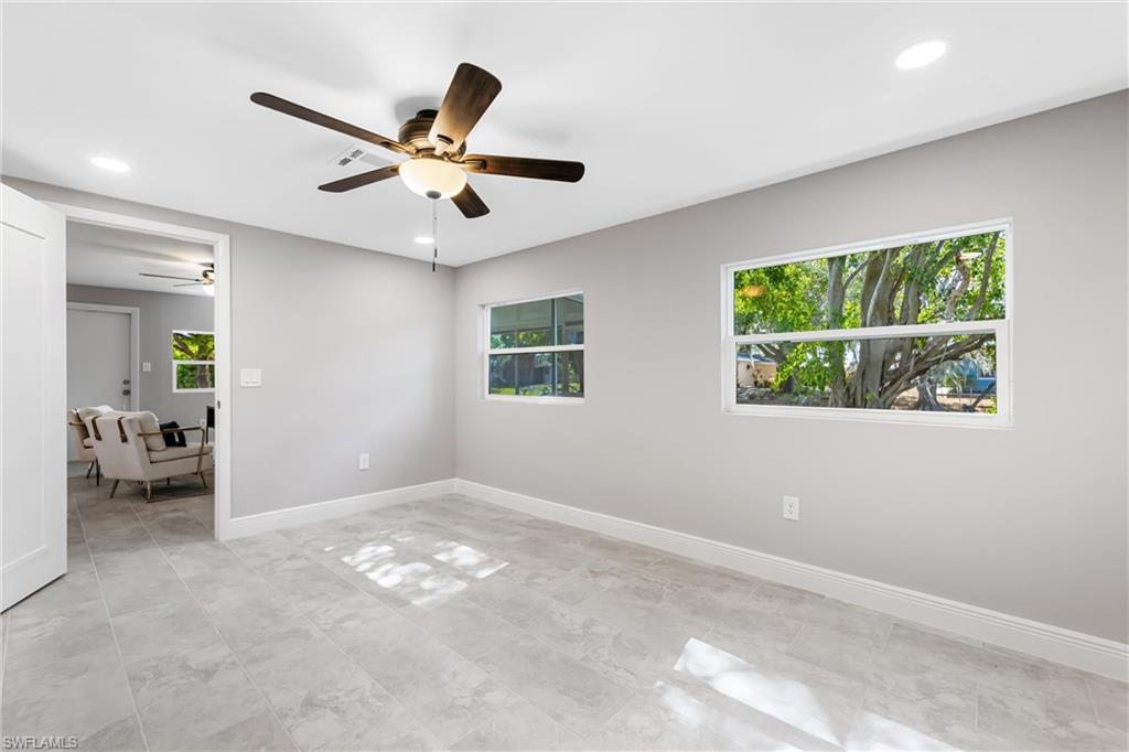 1003 April Ln Property Photo 22