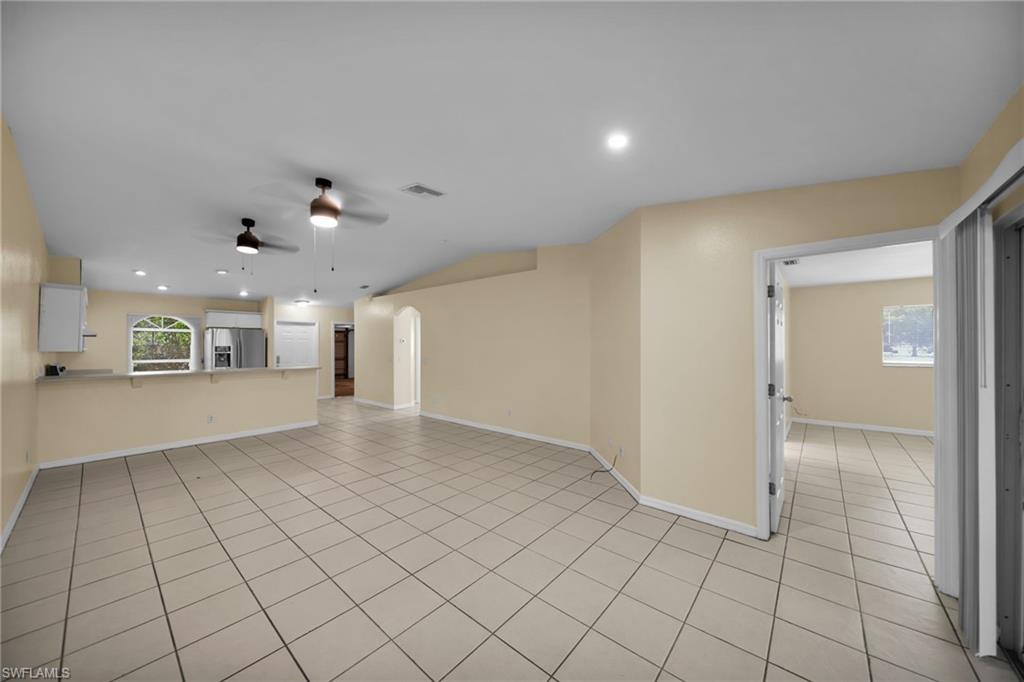 3738 Santa Barbara Blvd Property Photo 8