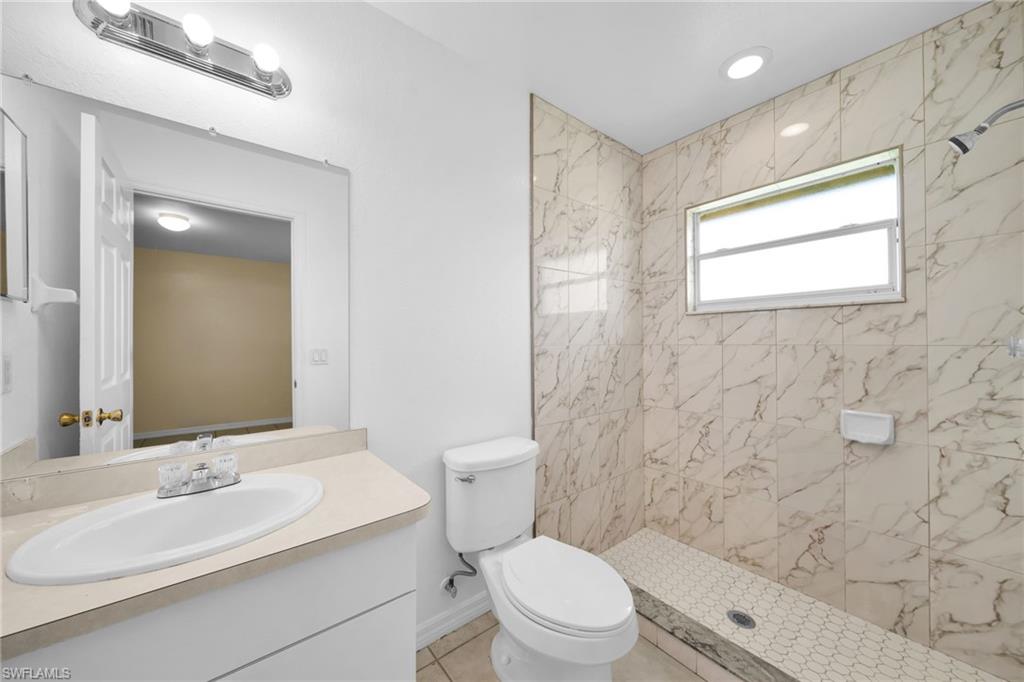 3738 Santa Barbara Blvd Property Photo 17