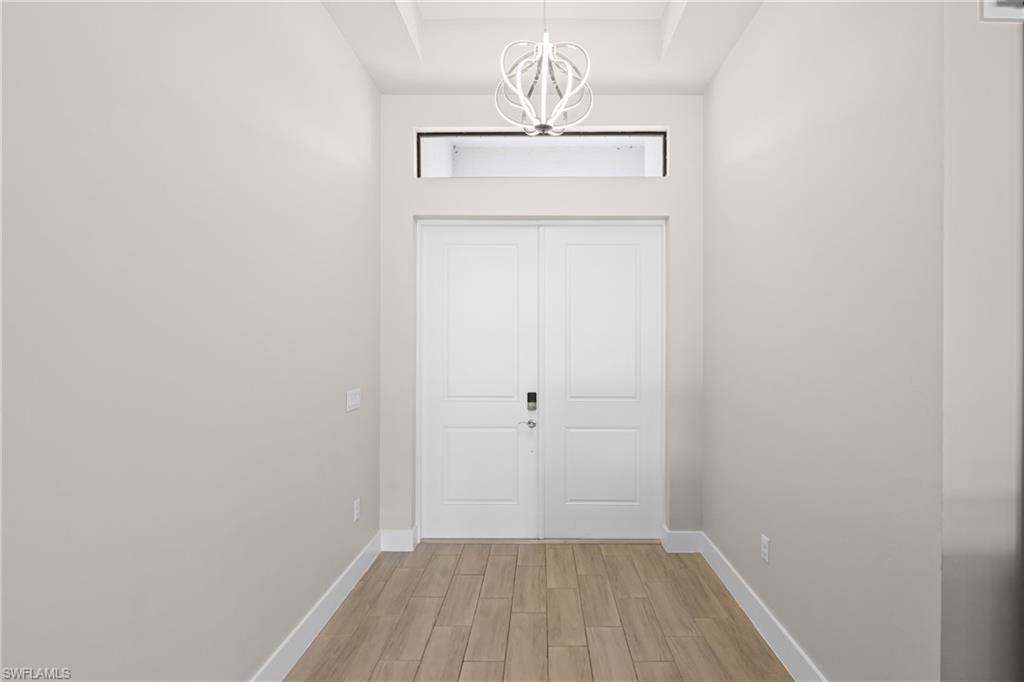 2711 18th St W Property Photo 5
