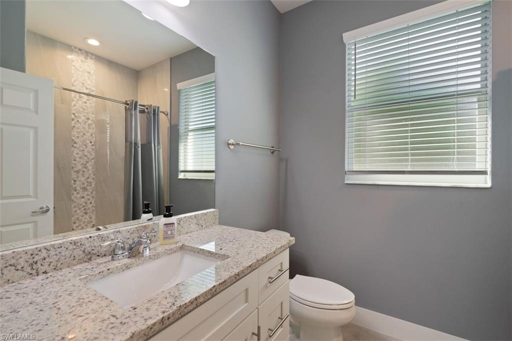 825 Se 5th Pl Property Photo 15