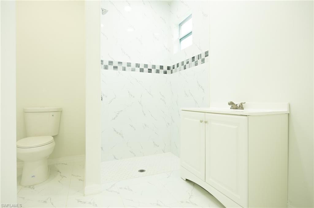 2524 Lakeview Dr Property Photo 12