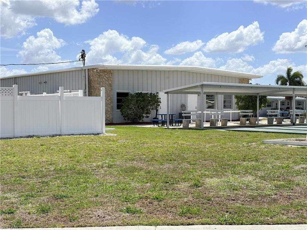 2790 Indianwood Dr Property Photo 29