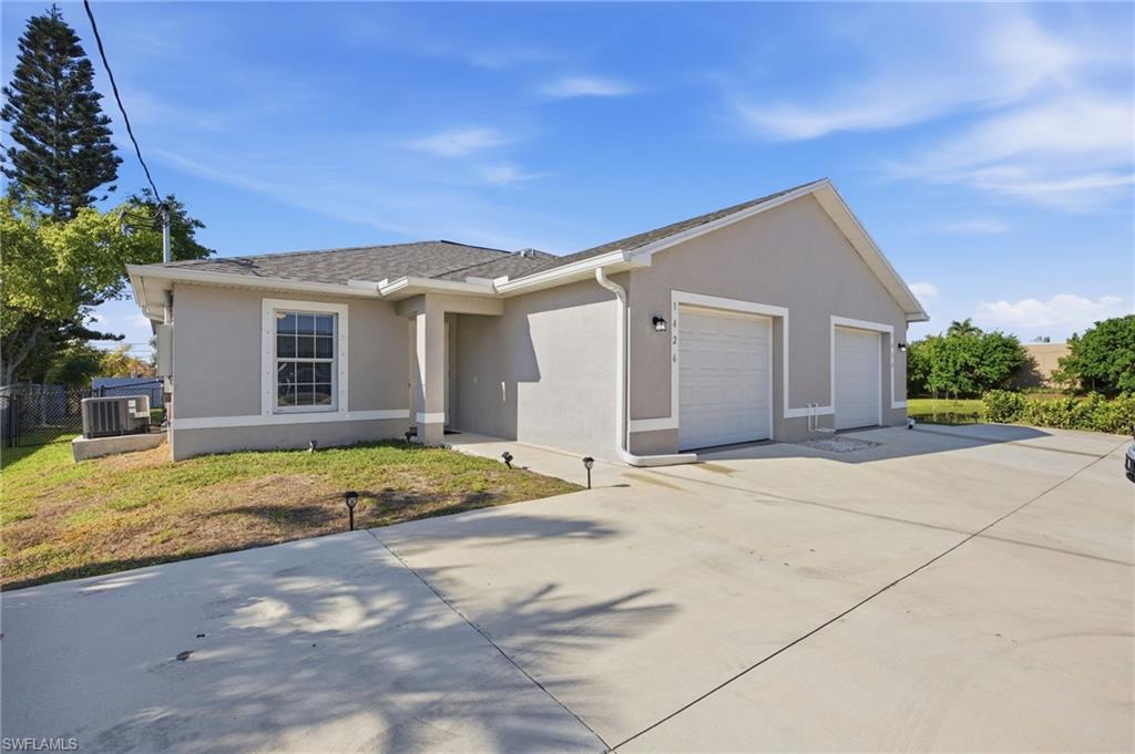 1426/1428 Cape Coral Pkwy W Property Photo 2
