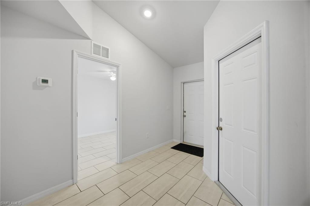 1426/1428 Cape Coral Pkwy W Property Photo 6