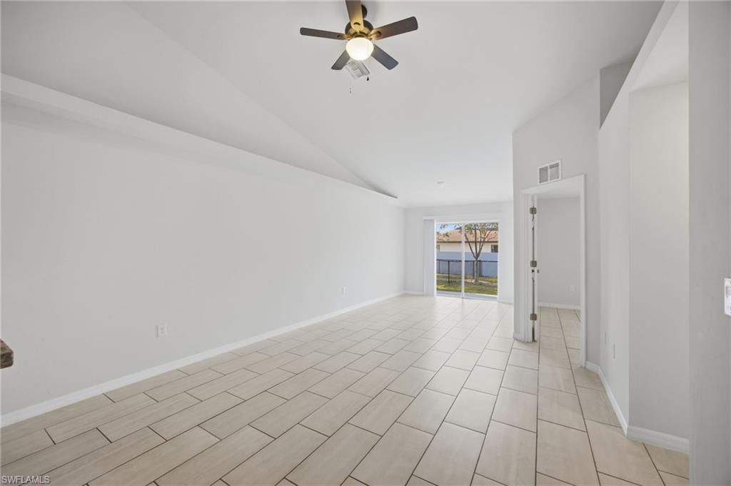 1426/1428 Cape Coral Pkwy W Property Photo 11