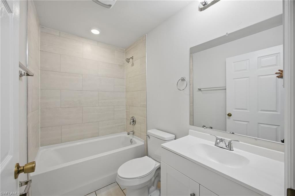 1426/1428 Cape Coral Pkwy W Property Photo 18