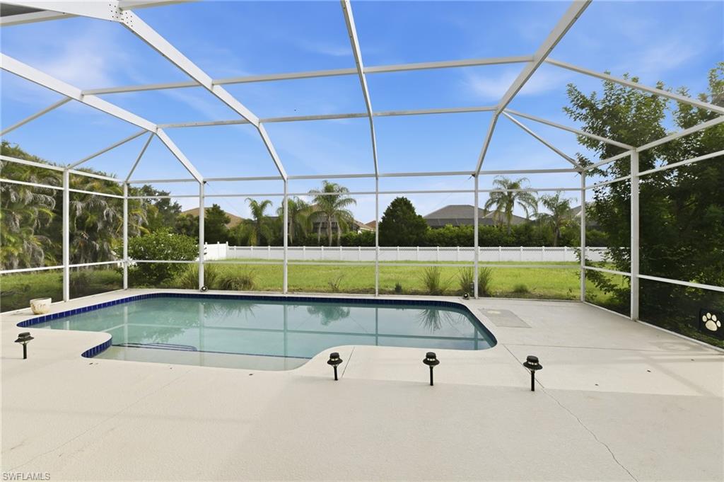 16323 Upper Manatee River Rd Property Photo 4