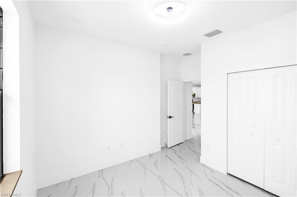 433 Rayford St Property Photo 20