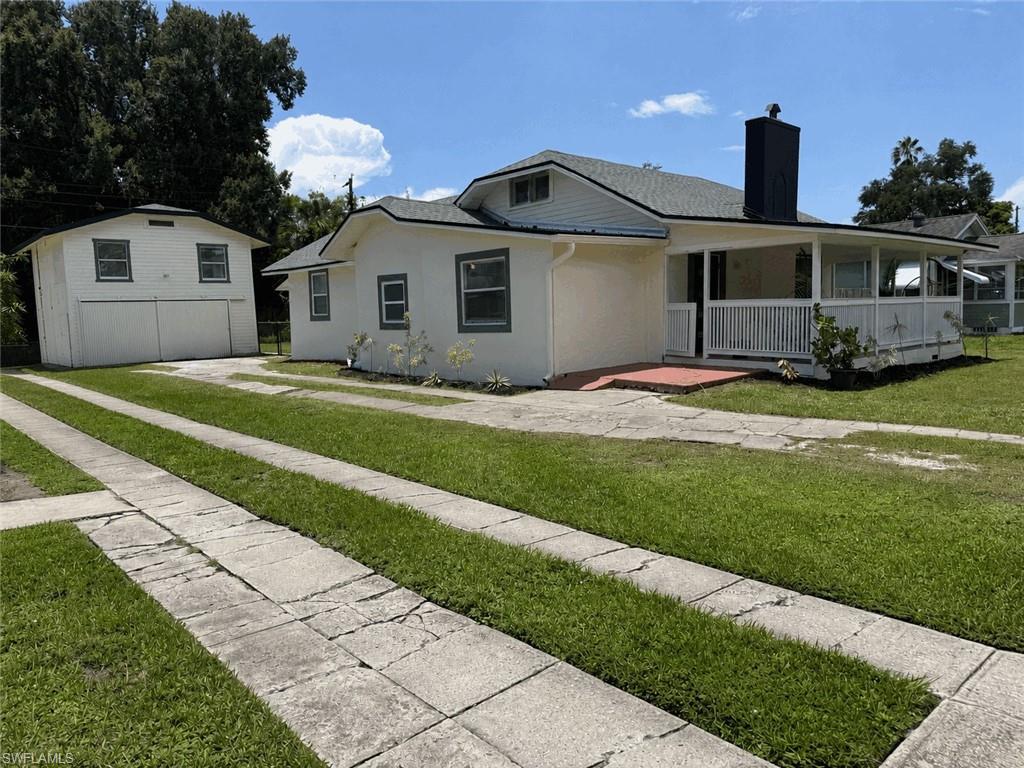 3516 E Riverside DR Property Photo 1