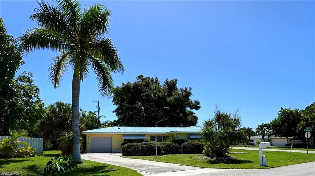 5249 Sunnybrook Ct Property Photo 3