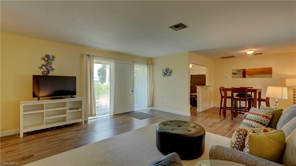 5249 Sunnybrook Ct Property Photo 8