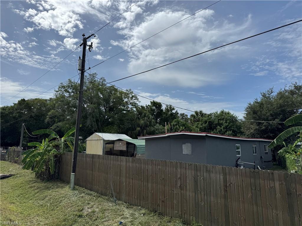 3502 Nw 7th St Property Photo 4