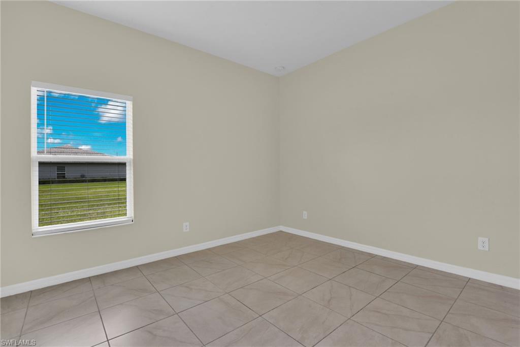 25599 Deep Creek Blvd Property Photo 23