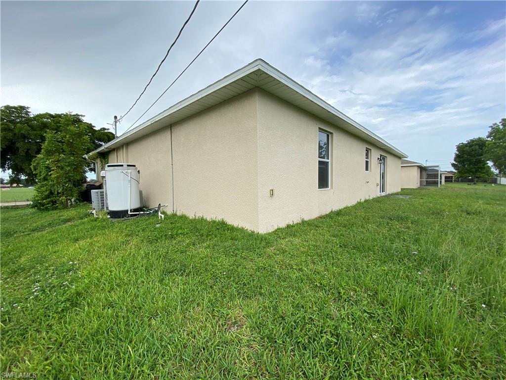 1703 Ne 17th St Property Photo 18