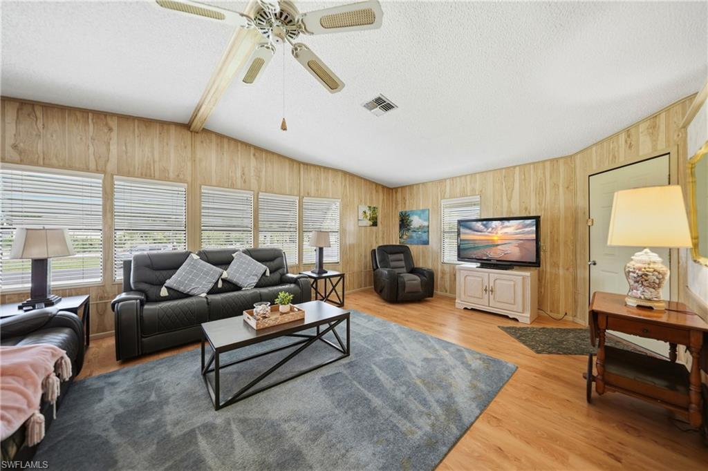 16209 Asheboro Ct Property Photo 12