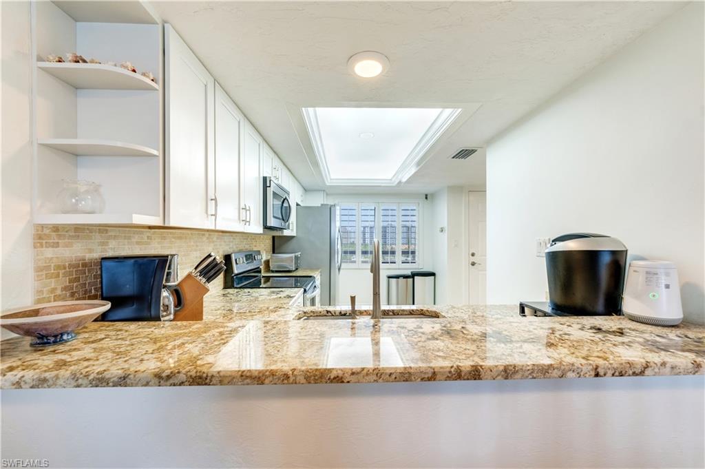 8400 Estero Blvd 502 Property Photo 3