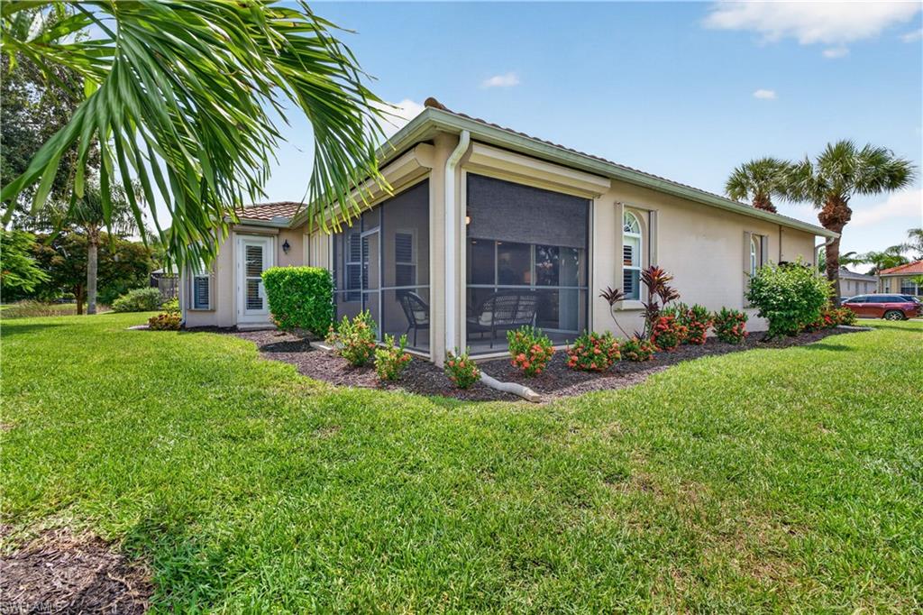 13818 Village Creek Dr Property Photo 8