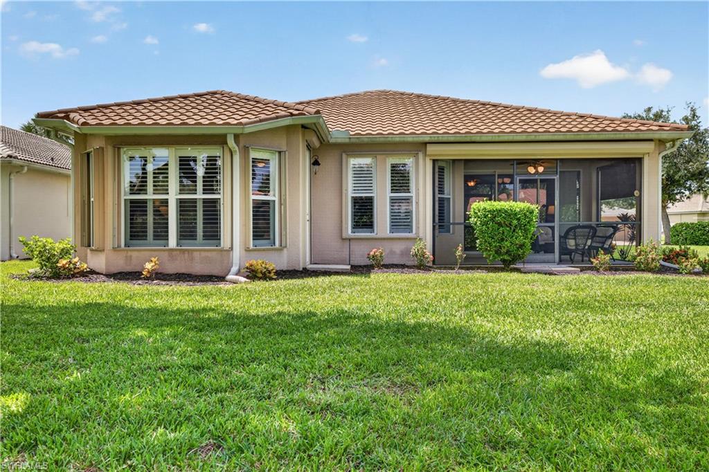 13818 Village Creek Dr Property Photo 9
