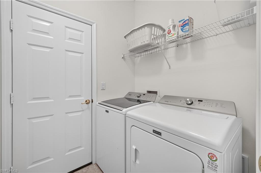 13818 Village Creek Dr Property Photo 32