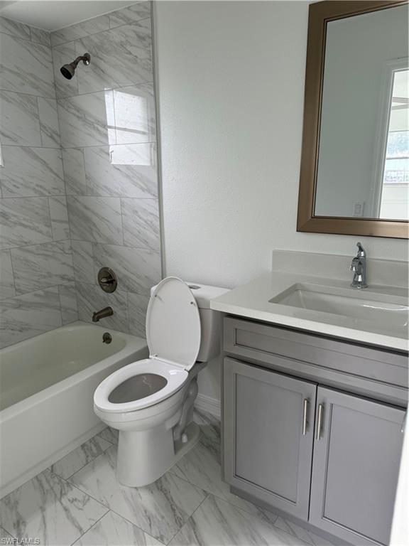 3225 E Riverside Dr 54e Property Photo 8