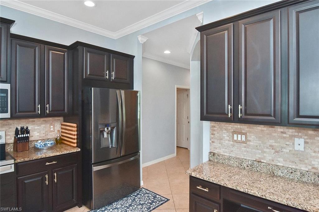 2549 Ashbury Cir Property Photo 7