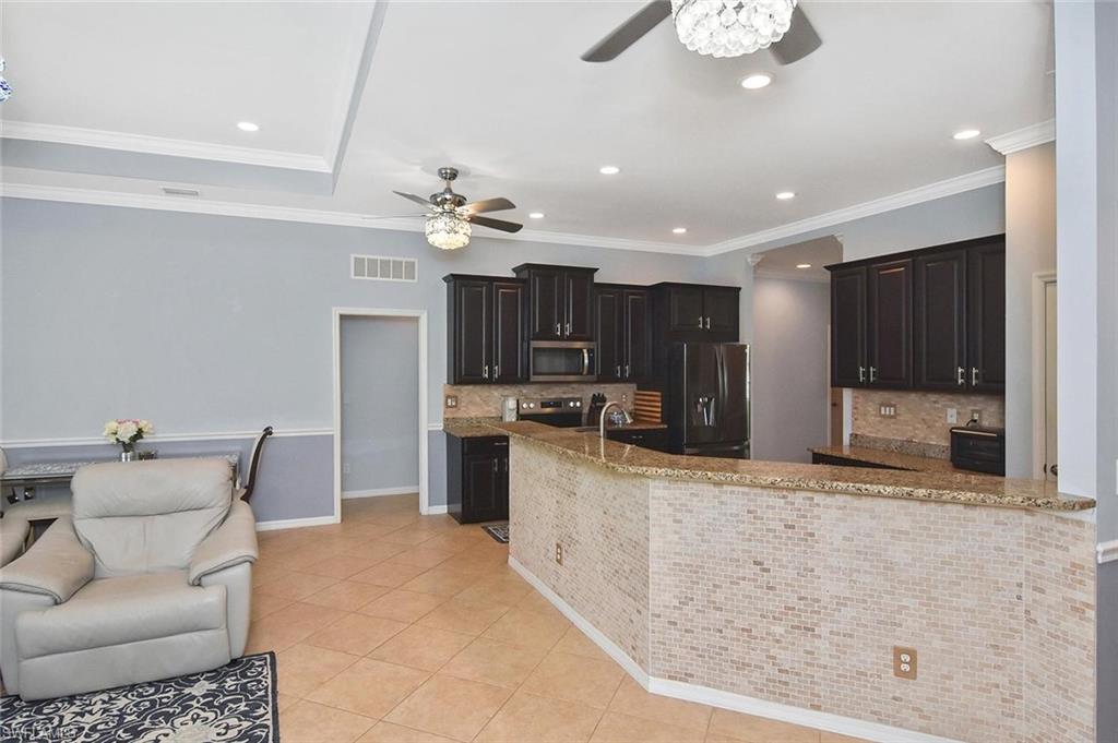 2549 Ashbury Cir Property Photo 12