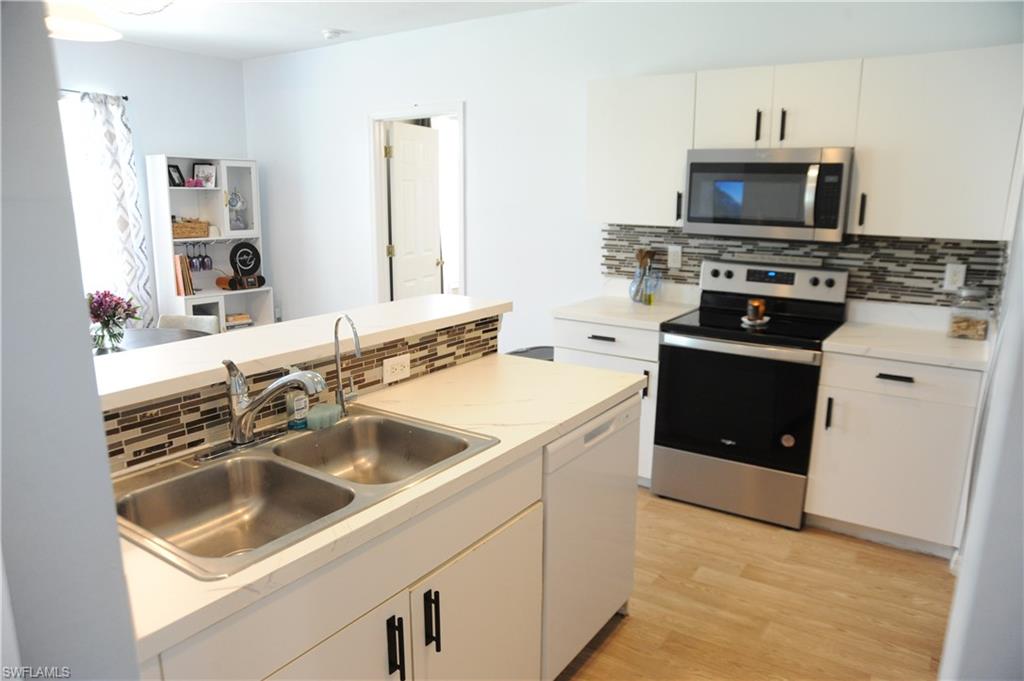 1220 Cloplon St E Property Photo 10