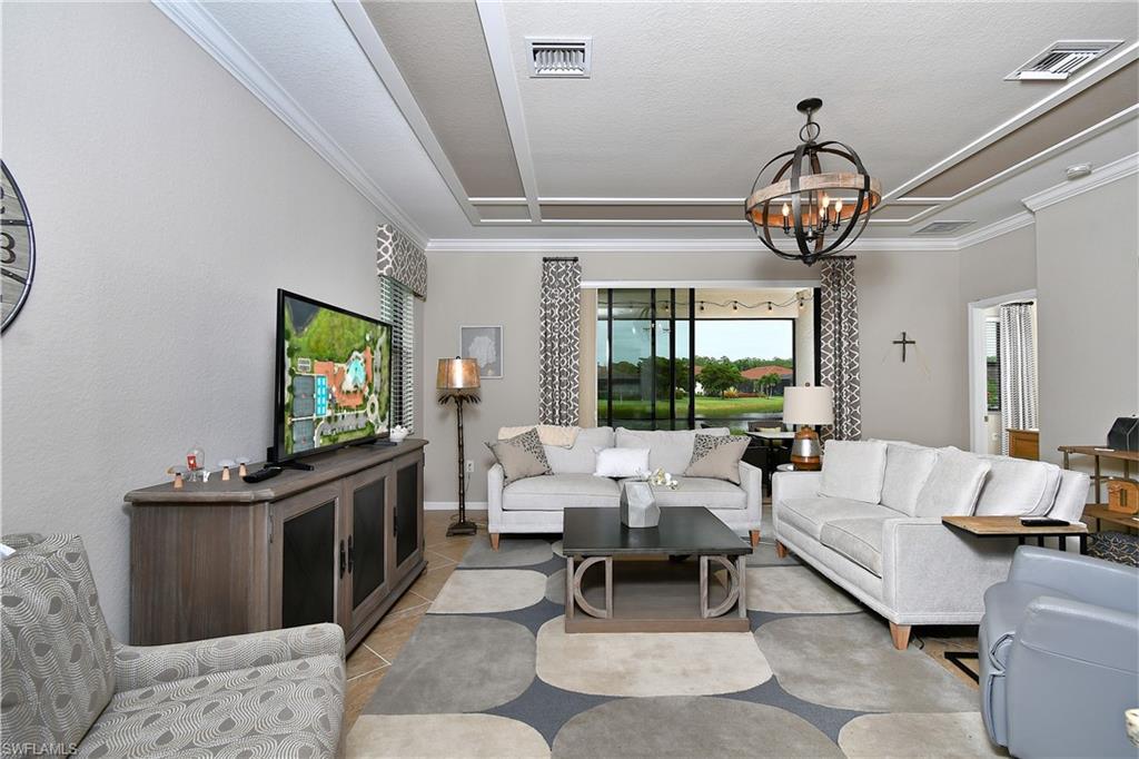 11608 Golden Oak Ter Property Photo 6