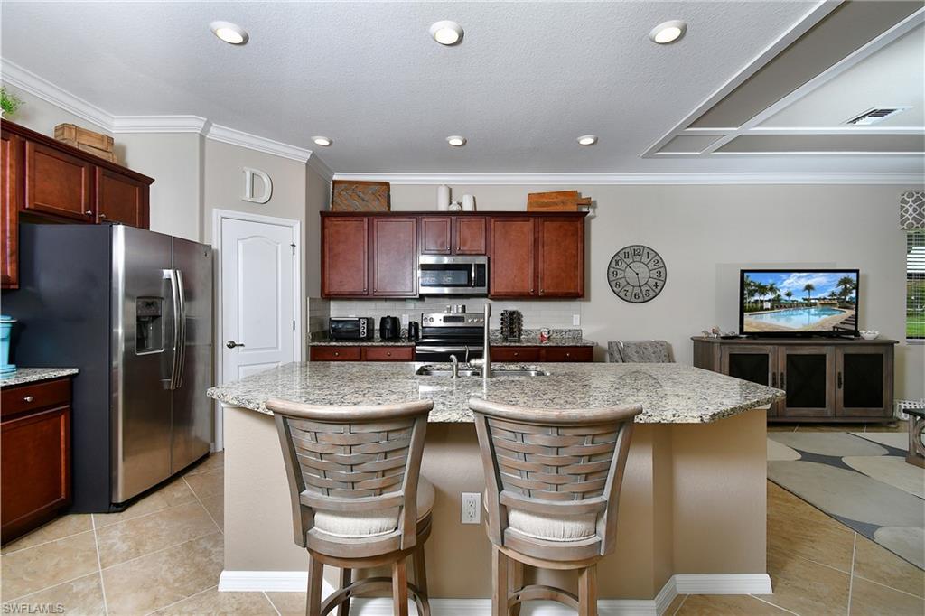 11608 Golden Oak Ter Property Photo 10