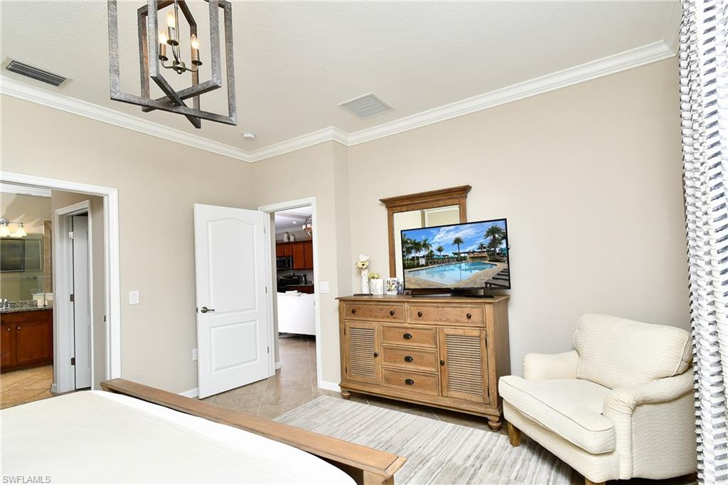 11608 Golden Oak Ter Property Photo 14