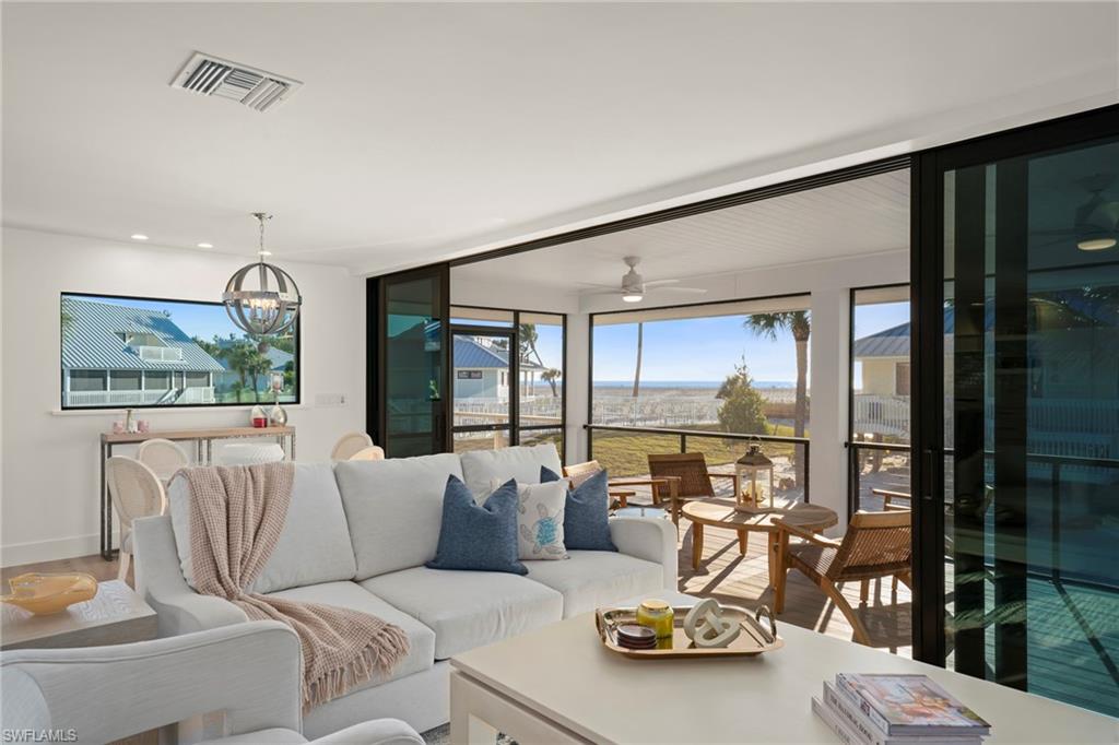 25 Beach Homes Property Photo 13