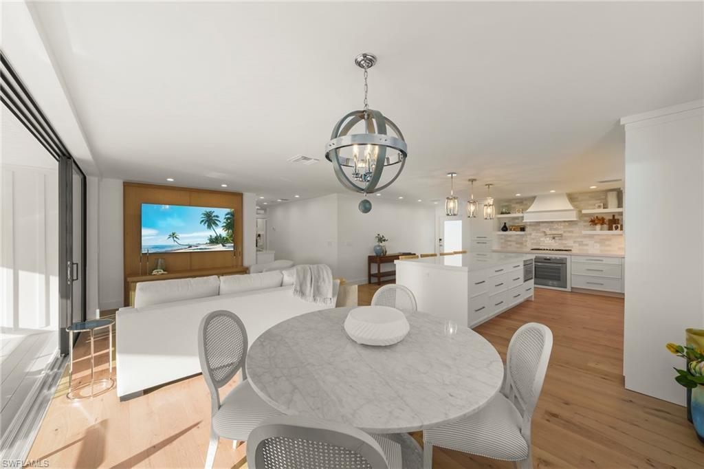 25 Beach Homes Property Photo 19