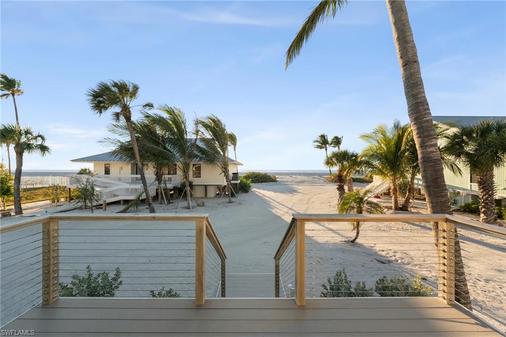 25 Beach Homes Property Photo 26