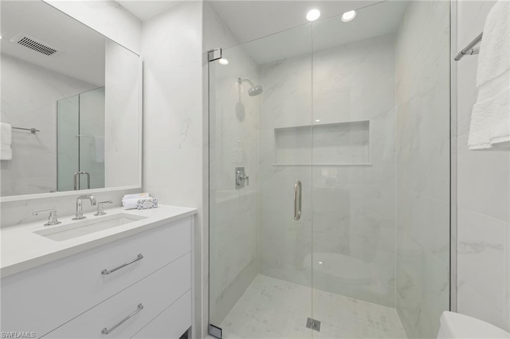 25 Beach Homes Property Photo 32