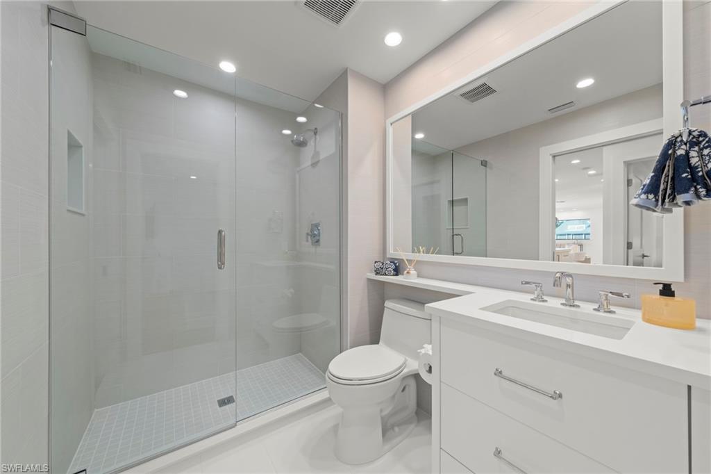 25 Beach Homes Property Photo 36