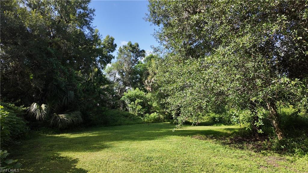 6969 Magnolia Ln Property Photo 12