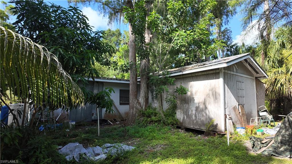 6969 Magnolia Ln Property Photo 18