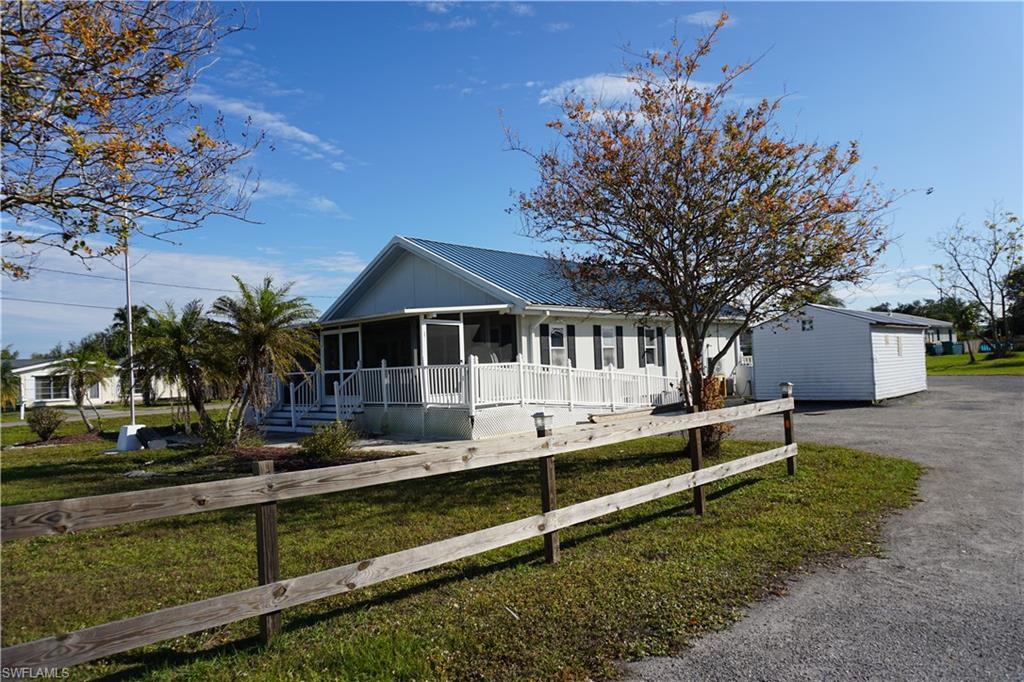569 Rio Vista Ave Property Photo 43