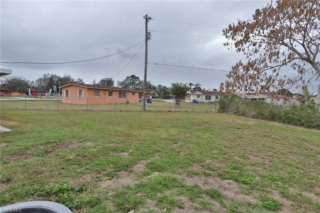 11 California Rd B Property Photo 6
